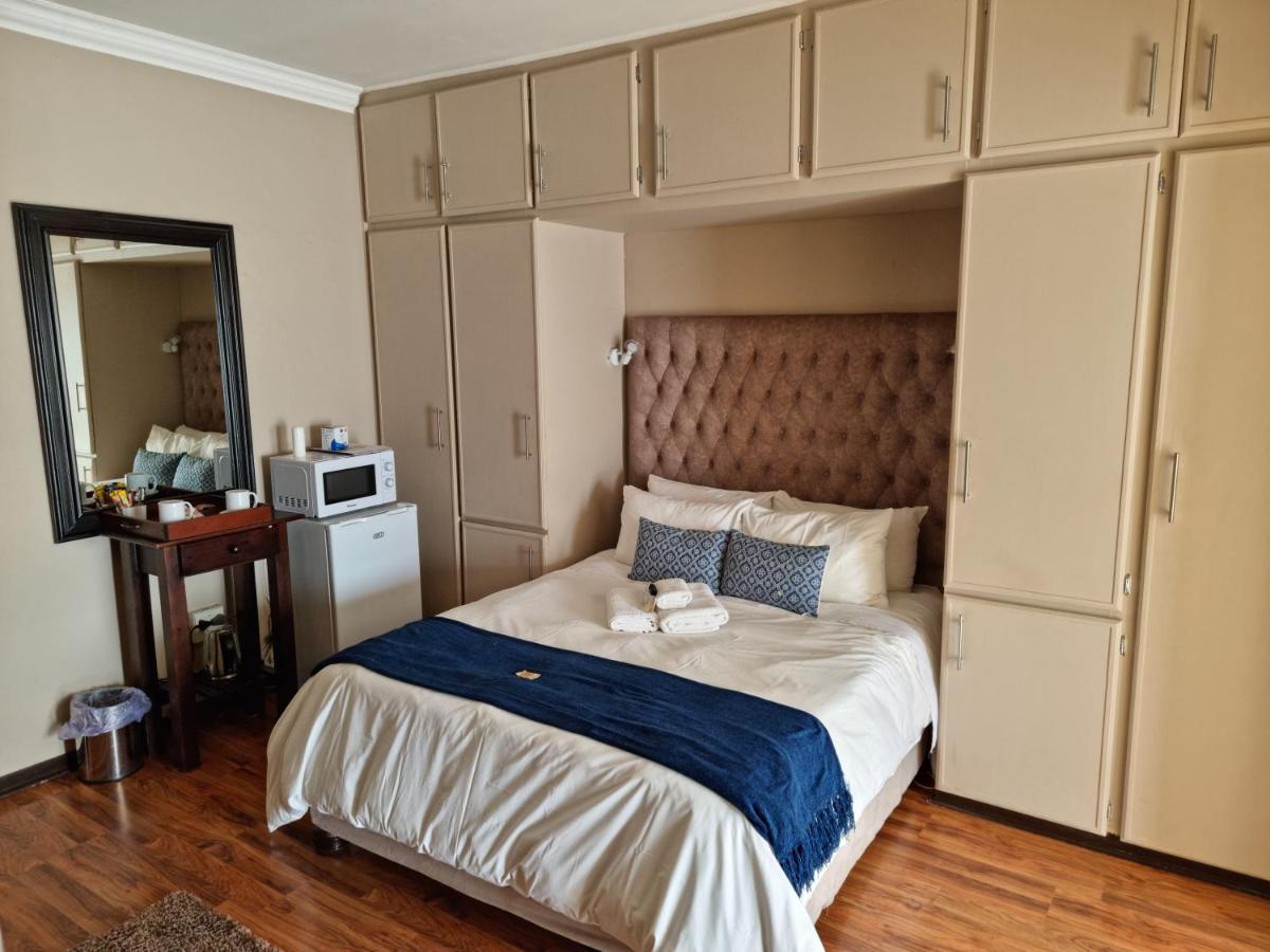 Heimat Guesthouse Welkom Eksteriør billede